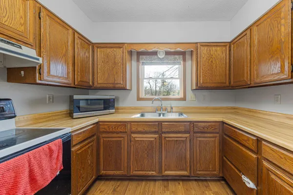 $185,000 | 103 North River Street, Lynd, MN 56157