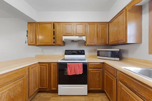 $185,000 | 103 North River Street, Lynd, MN 56157