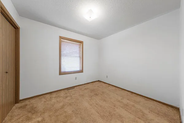 $185,000 | 103 North River Street, Lynd, MN 56157