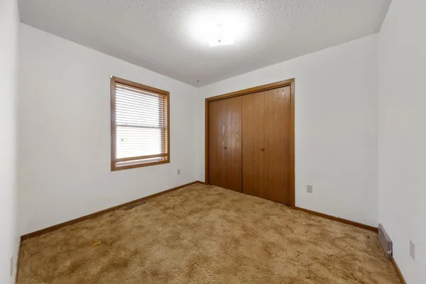$185,000 | 103 North River Street, Lynd, MN 56157