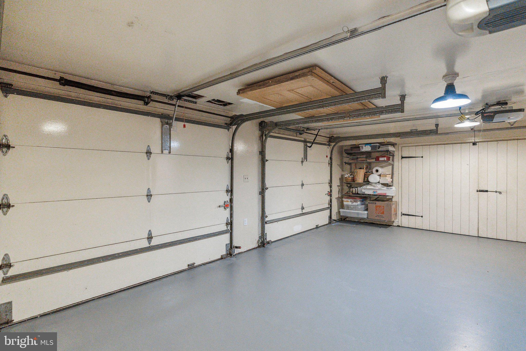 1527 35th Street Northwest Washington, DC 20007 - Photo 25 of 33 a view of a garage room
