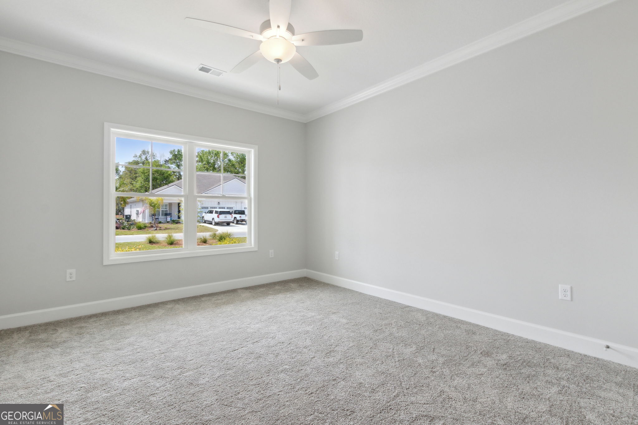 107 Green Turtle Court Kingsland, GA 31548 - Photo 26 of 39 an empty room with a window