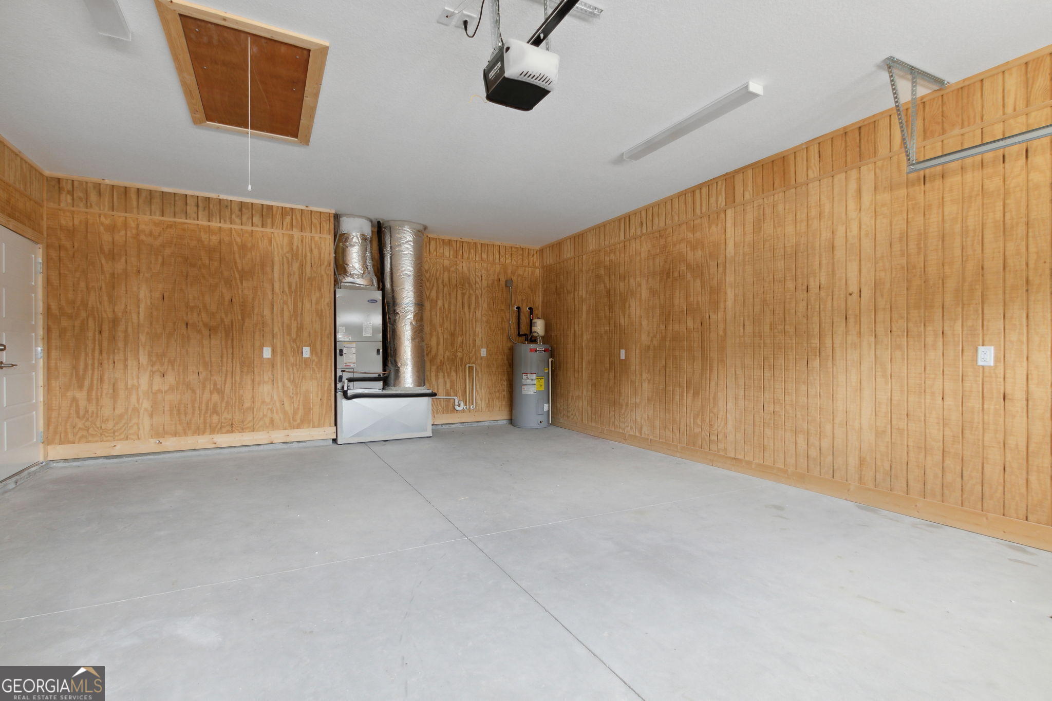 107 Green Turtle Court Kingsland, GA 31548 - Photo 32 of 39 a view of an empty room