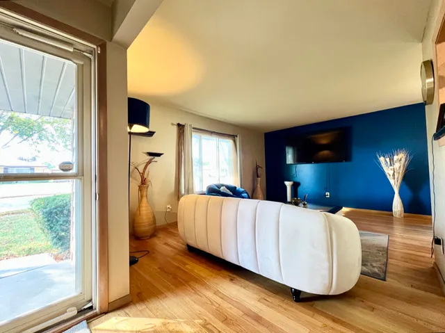 $239,000 | 4830 North 89th Street, Milwaukee, WI 53225