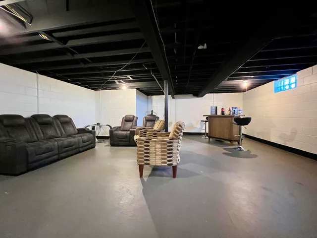 $239,000 | 4830 North 89th Street, Milwaukee, WI 53225