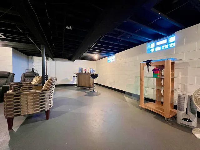 $239,000 | 4830 North 89th Street, Milwaukee, WI 53225