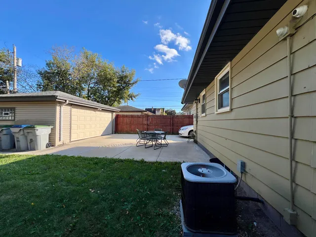 $239,000 | 4830 North 89th Street, Milwaukee, WI 53225