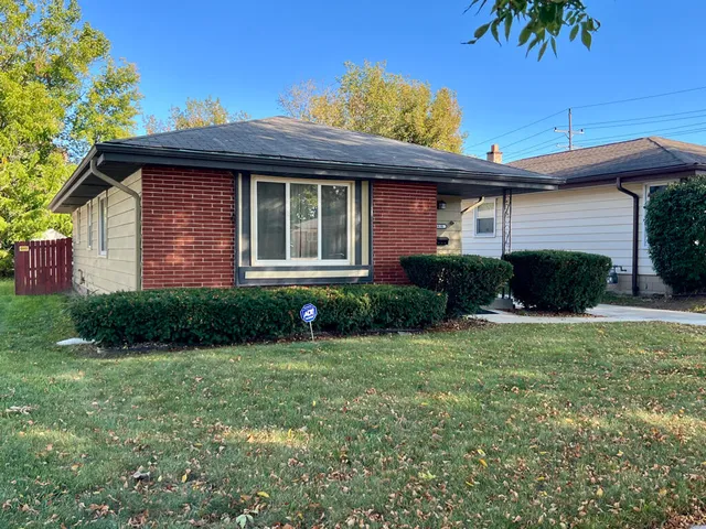 $239,000 | 4830 North 89th Street, Milwaukee, WI 53225