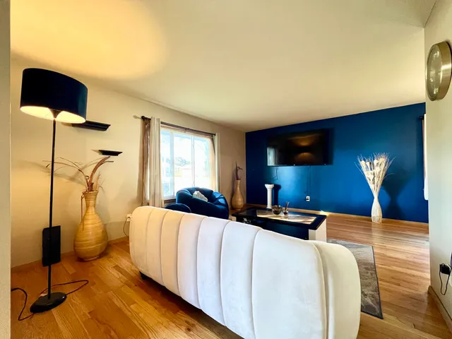 $239,000 | 4830 North 89th Street, Milwaukee, WI 53225