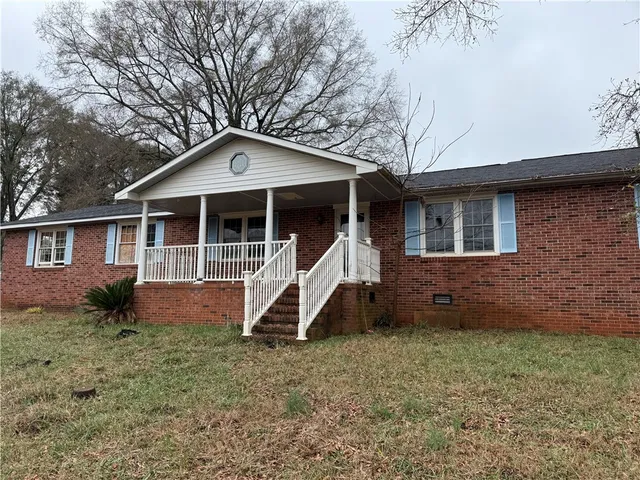 $199,500 | 207 Donaree Drive, Anderson, SC 29625
