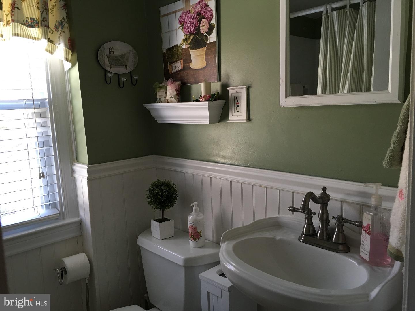1616 Burmont Road Havertown, PA 19083 - Photo 18 of 25 Gallery Image 18