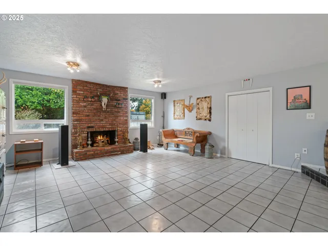 $749,000 | 22416 Northeast Abernathy Road, Yacolt, WA 98675