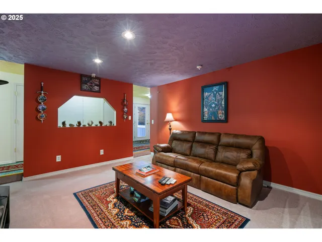 $749,000 | 22416 Northeast Abernathy Road, Yacolt, WA 98675