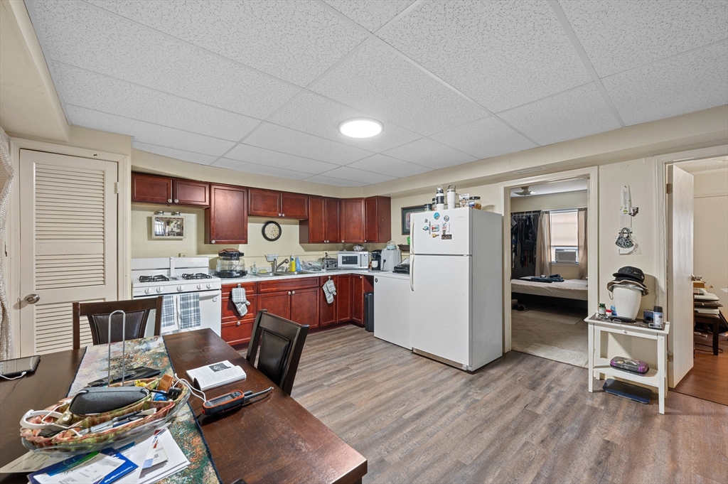 5 Oliver Street Southbridge, MA 01550 - Photo 15 of 34