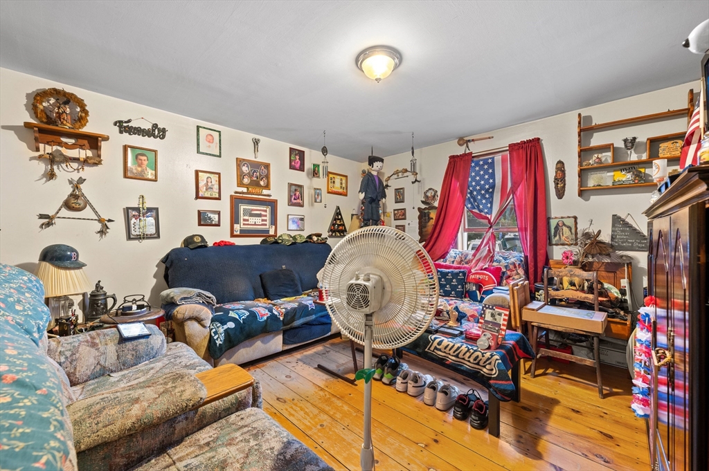 5 Oliver Street Southbridge, MA 01550 - Photo 17 of 34