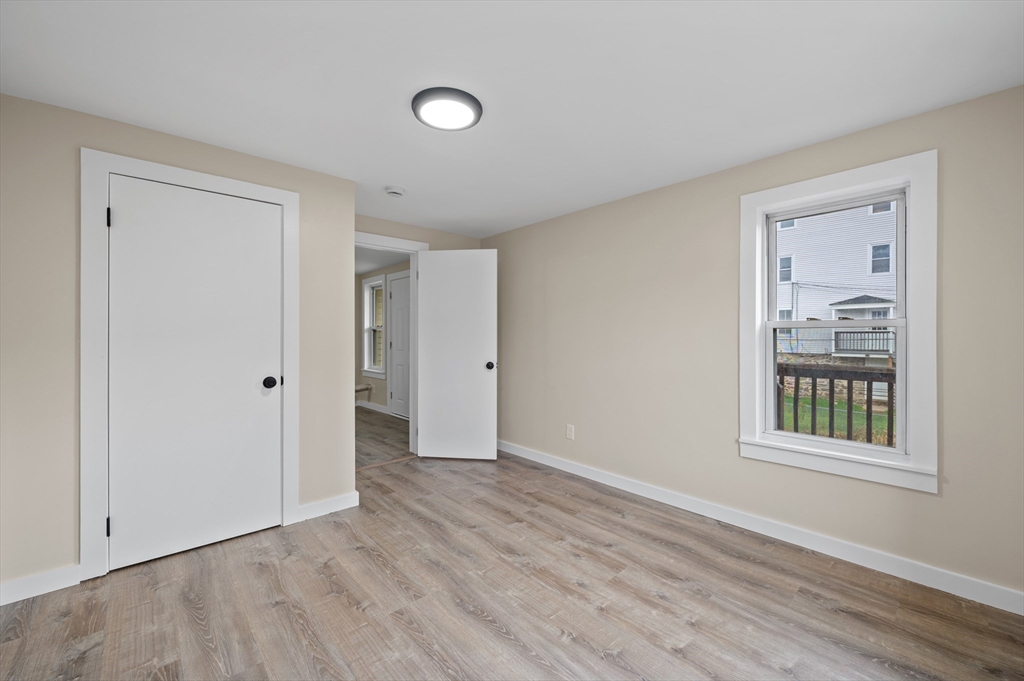 5 Oliver Street Southbridge, MA 01550 - Photo 5 of 34