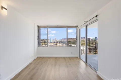 $425,000 | 2542 Date Street, Unit 501, Honolulu, HI 96826