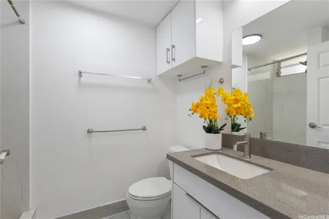$425,000 | 2542 Date Street, Unit 501, Honolulu, HI 96826