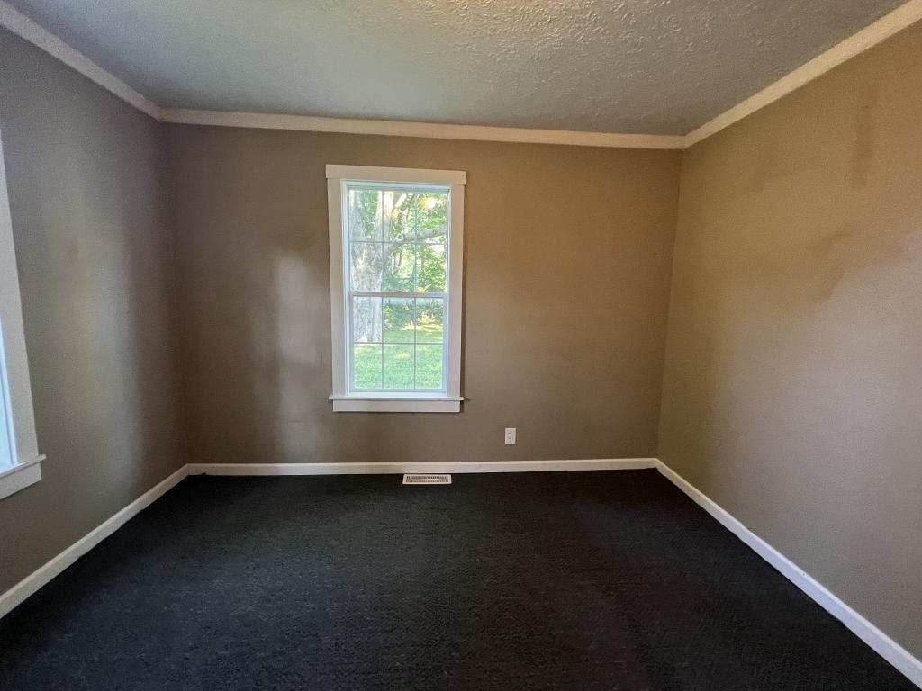 4405 Ridge Road Anderson, IN 46013 - Photo 18 of 19 Gallery Image 18