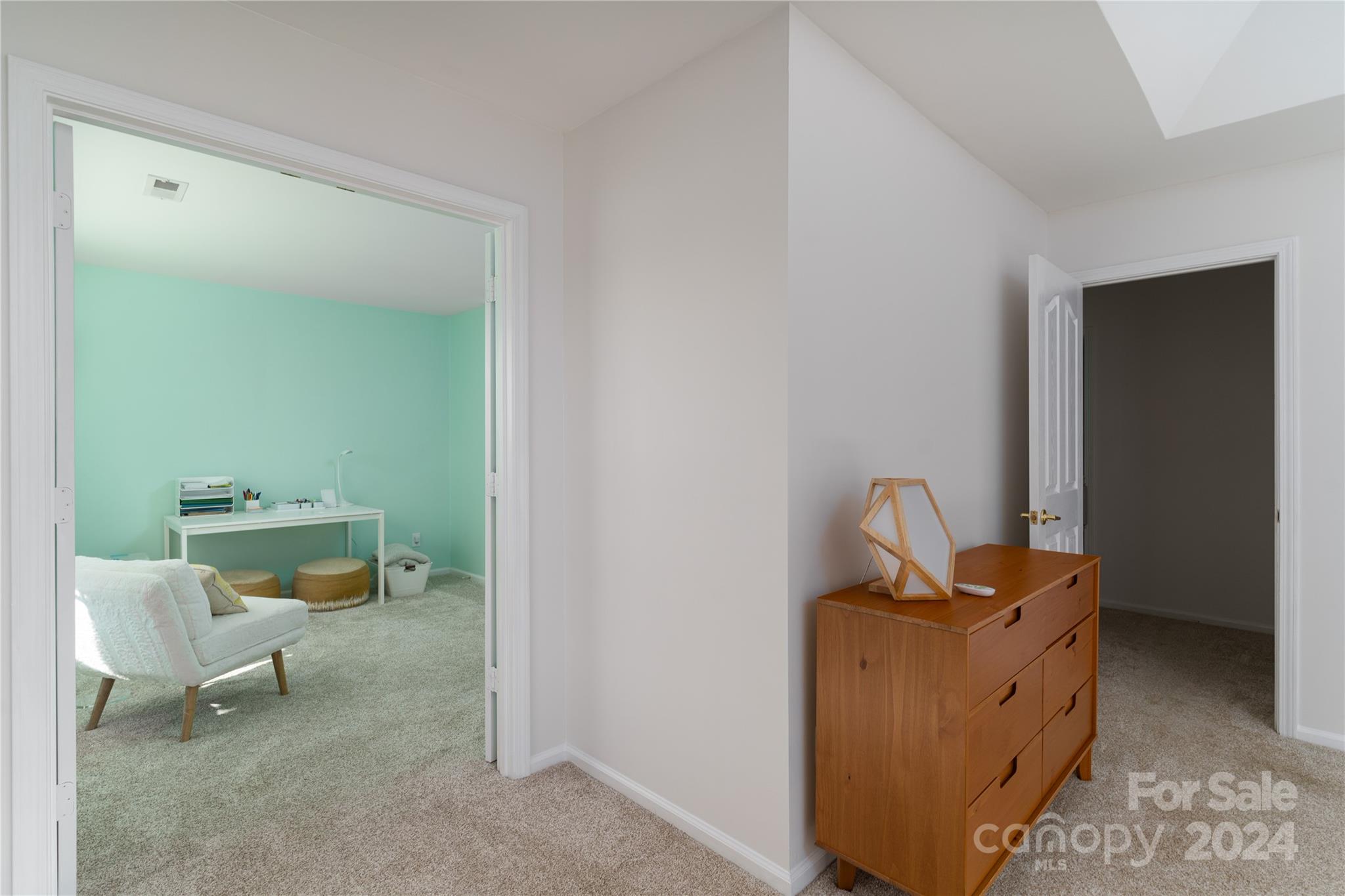 9427 Culcairn Road Huntersville, NC 28078 - Photo 24 of 39 a living room with furniture