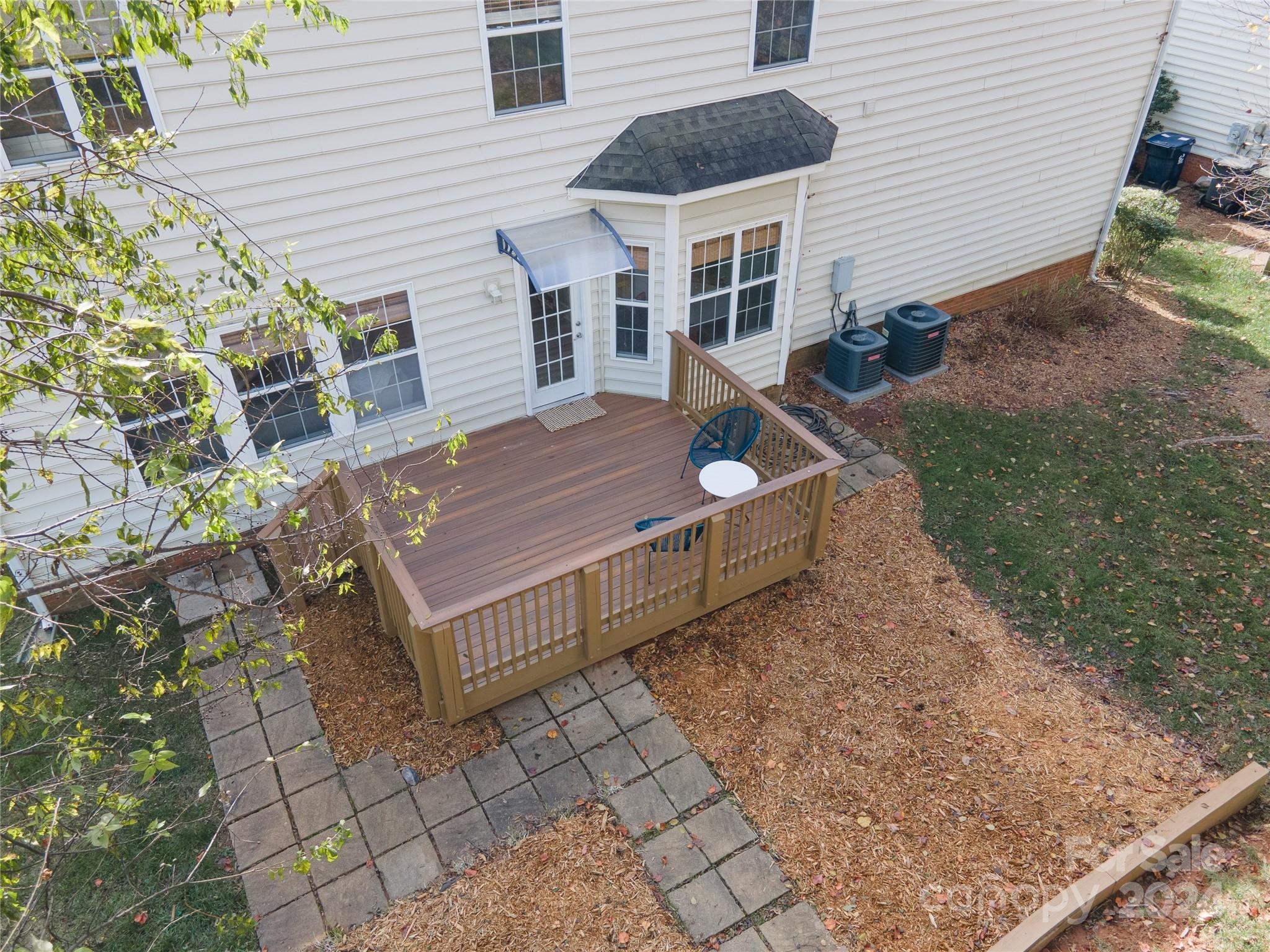 9427 Culcairn Road Huntersville, NC 28078 - Photo 36 of 39 a front view of a house with garden