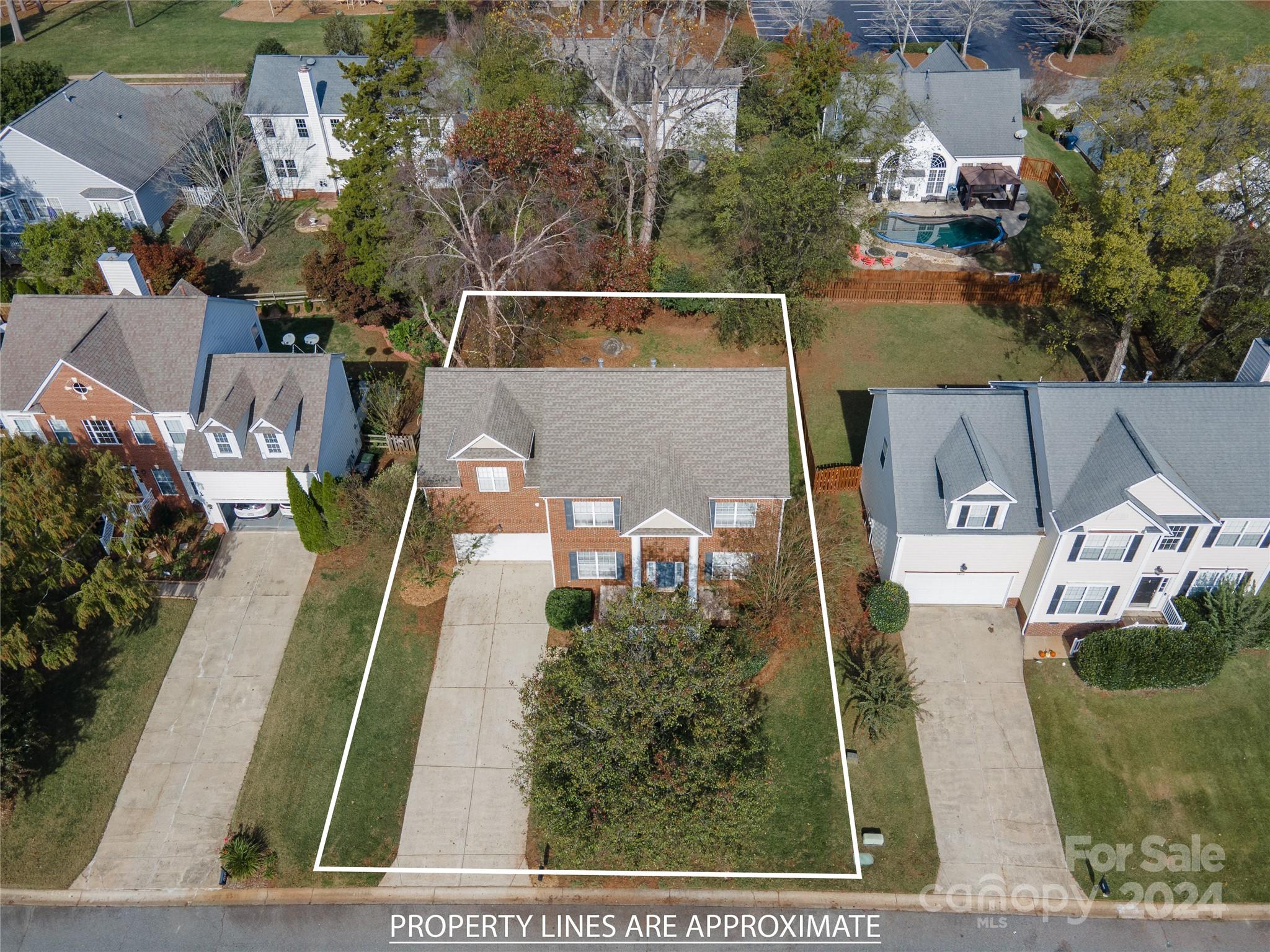 9427 Culcairn Road Huntersville, NC 28078 - Photo 4 of 39 an aerial view of a house