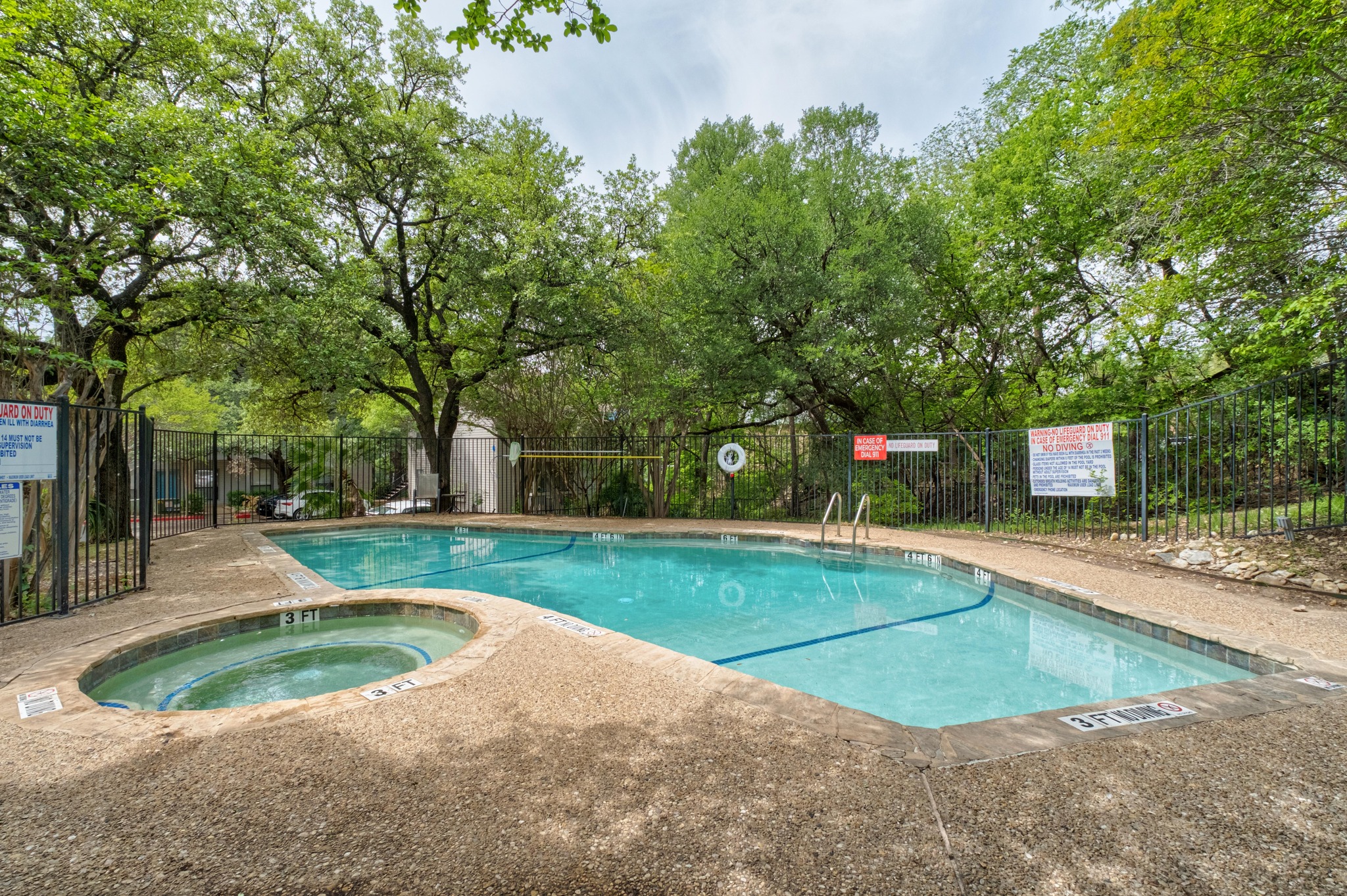 802 South 1st Street, Unit 115 Austin, TX 78704 - Photo 20 of 21 a view of a basketball court