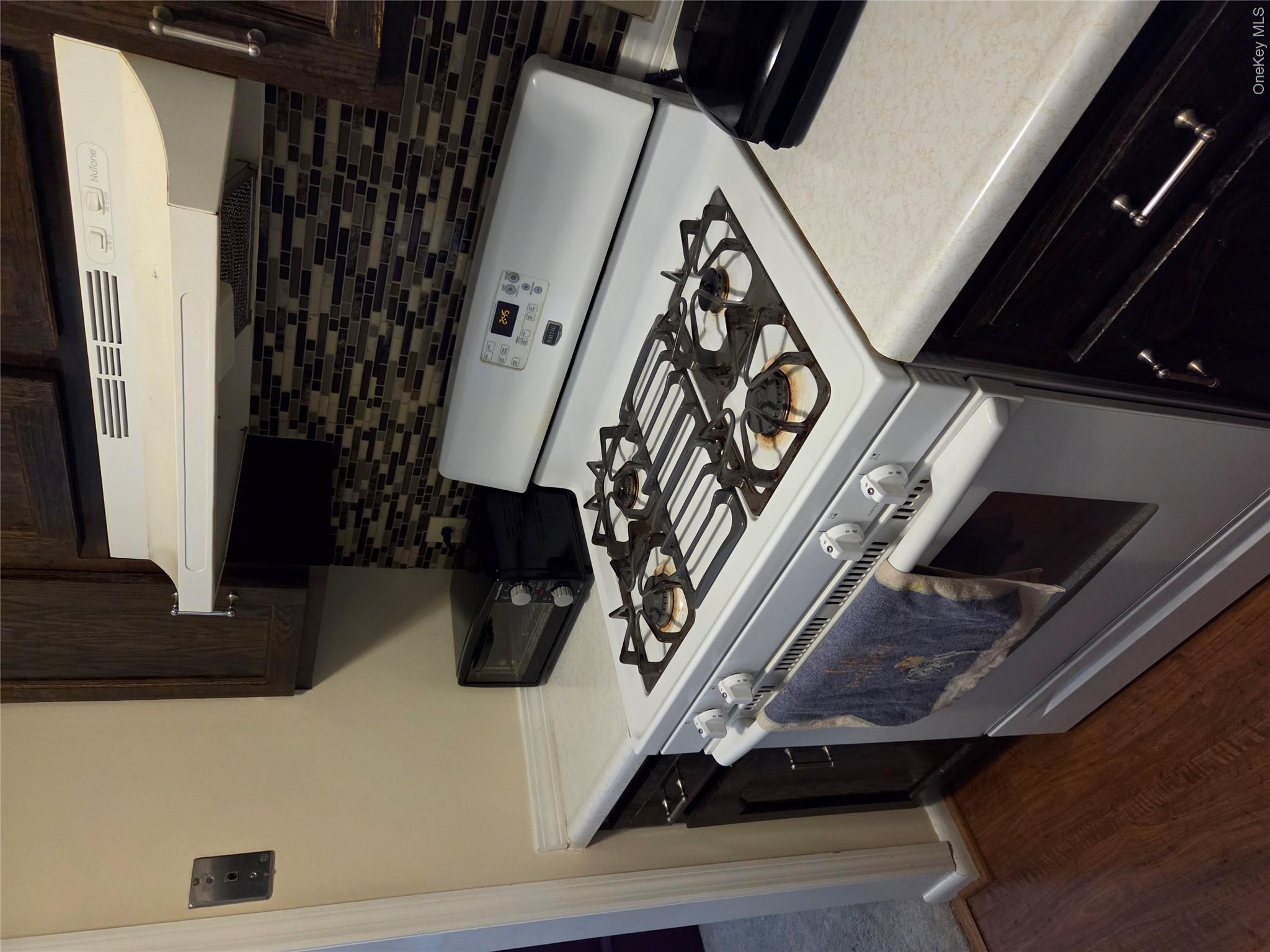302 Commons Way, Unit E Fishkill, NY 12524 - Photo 6 of 20