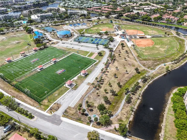 $169,000 | 9887 North Belfort Circle, Unit 112, Tamarac, FL 33321