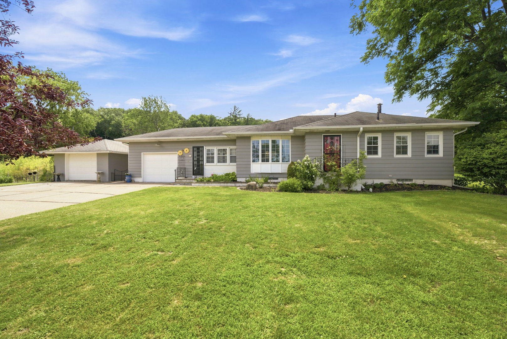 18104 Rte 84 North East Moline, IL 61244 - Photo 1 of 32