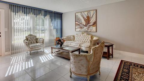 9110 Tracy Court, Unit 2 Boca Raton, FL 33496 - Photo 13 of 43 Photo 13
