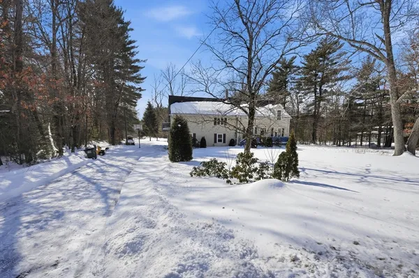 $369,000 | 325 Allen Street, Hampden, MA 01036