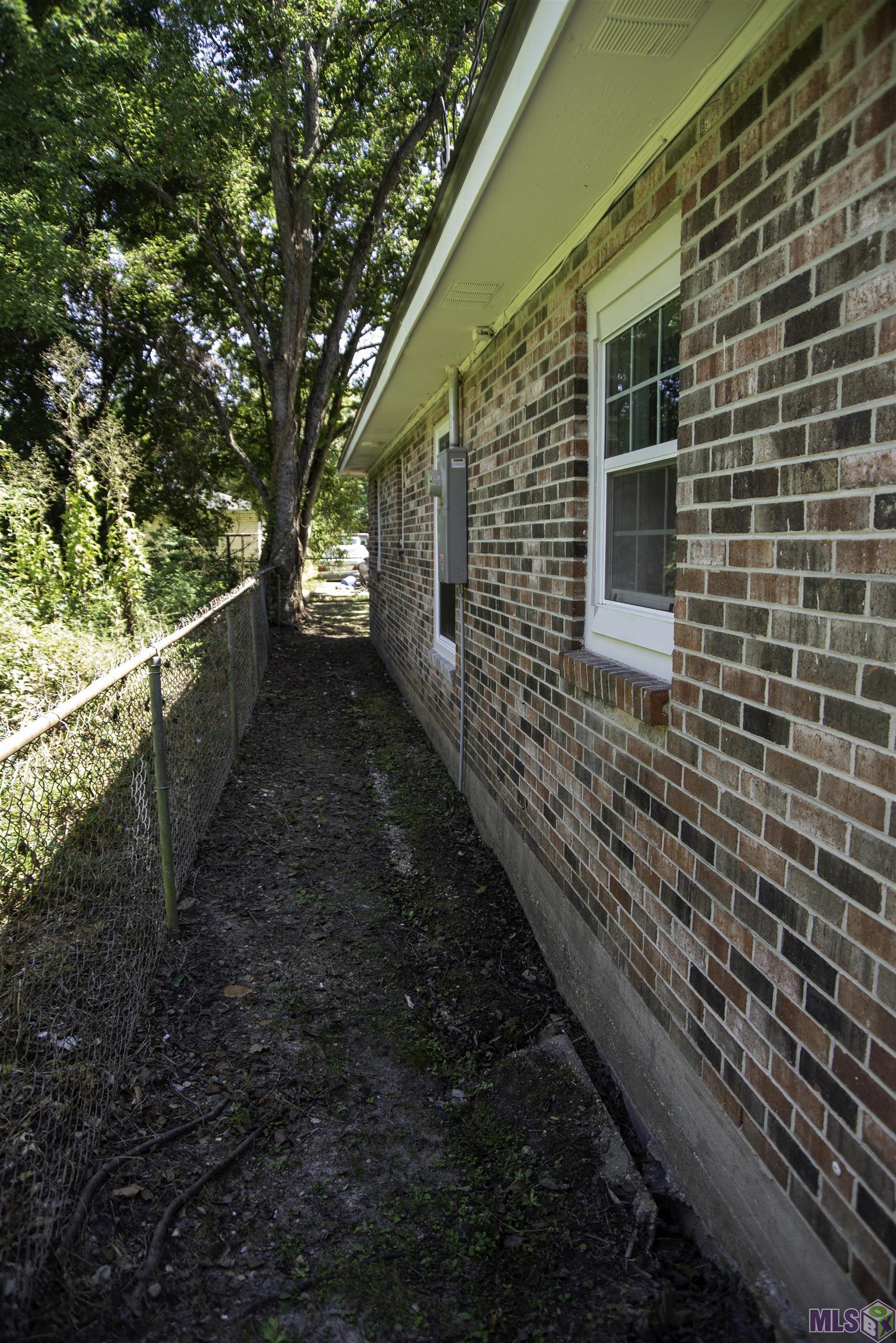 3736 Alliquippa Street Baton Rouge, LA 70805 - Photo 4 of 25