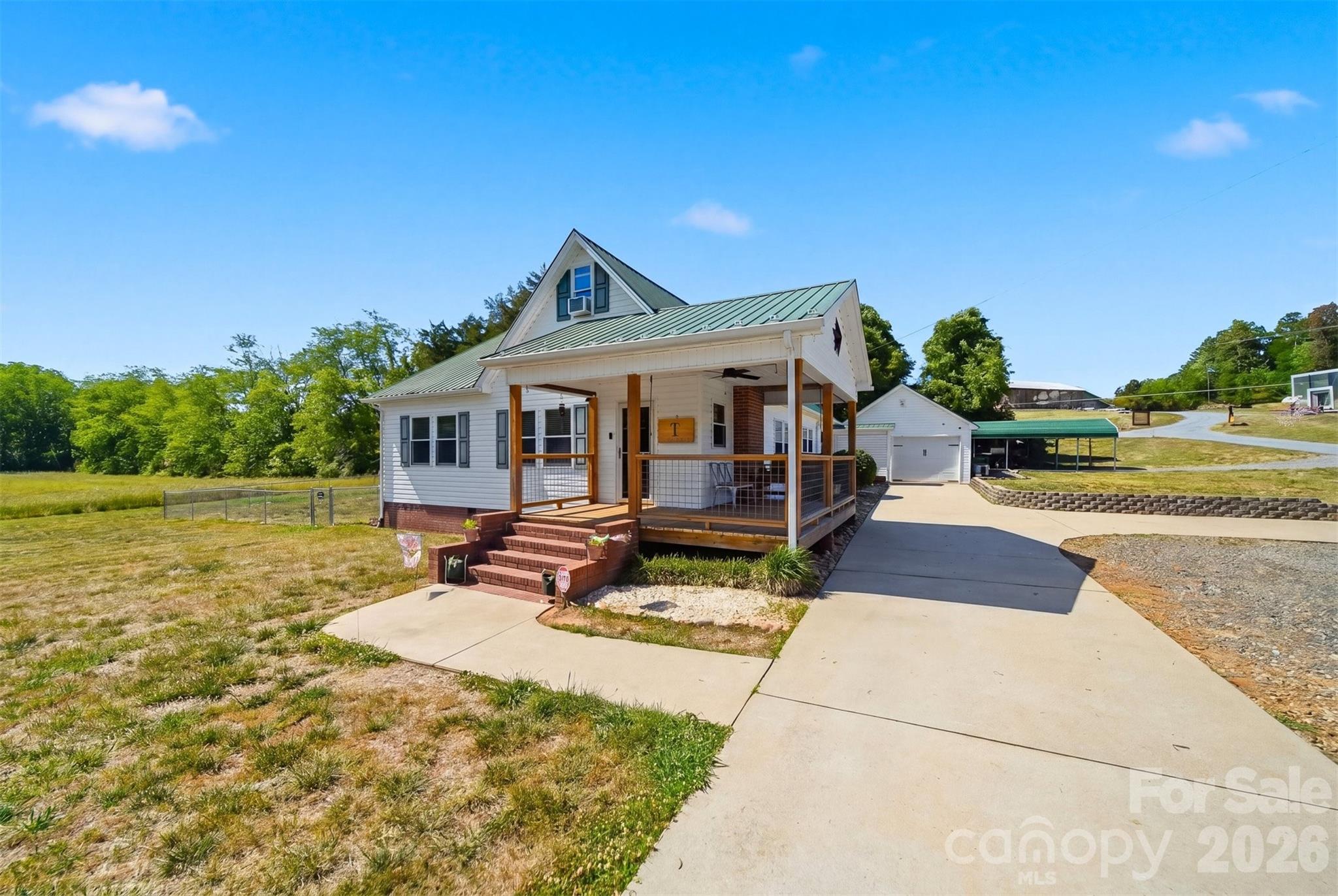 4039 Hartland Road Lenoir, NC 28645 - Photo 2 of 46