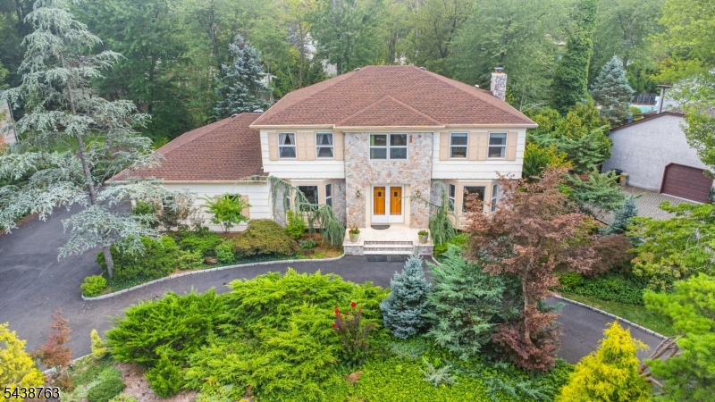 9 Puddingstone Way Florham Park, NJ 07932 - Photo 1 of 42