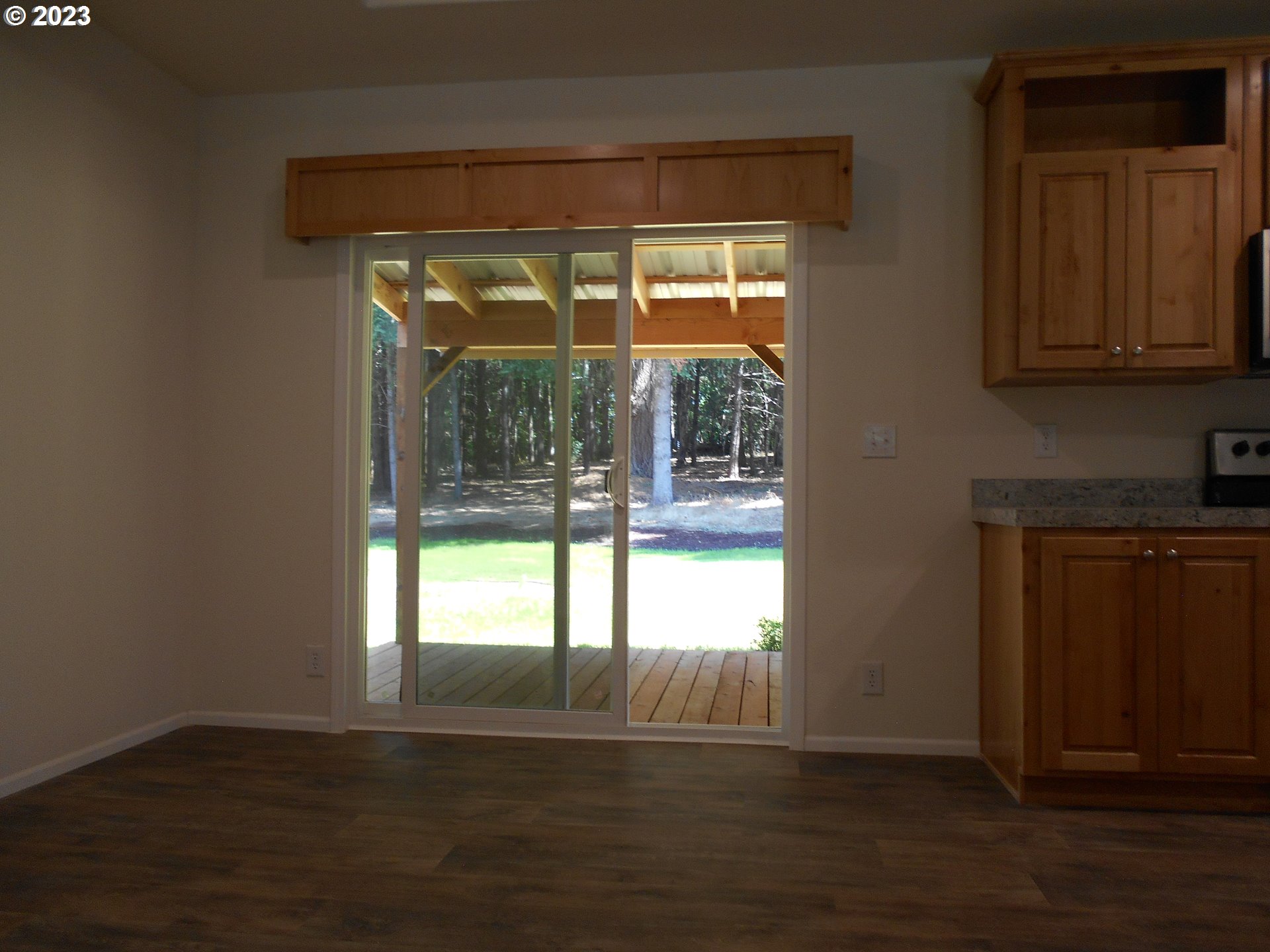 24845 Orchard Tract Road Monroe, OR 97456 - Photo 16 of 32 Dining Room