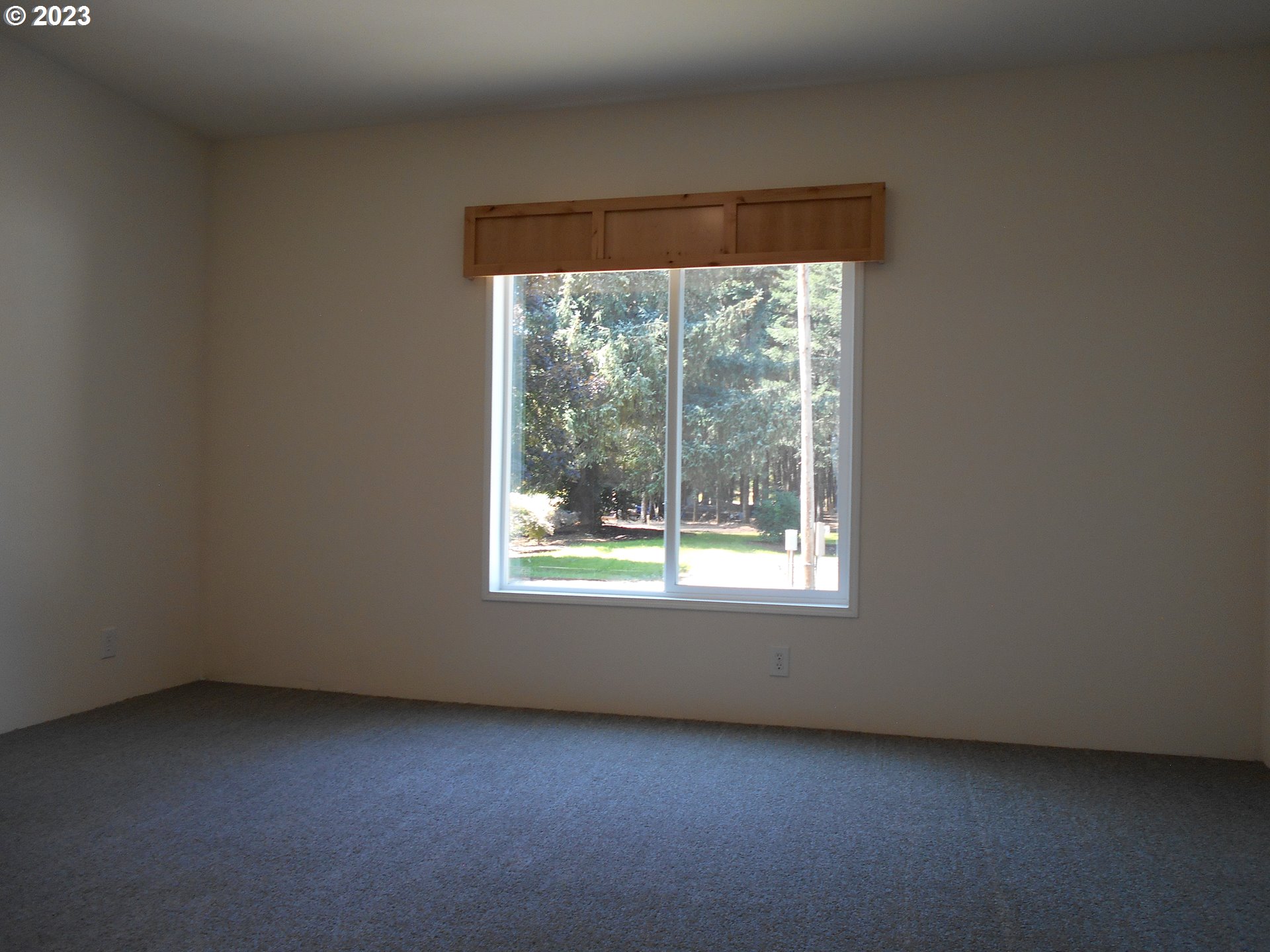 24845 Orchard Tract Road Monroe, OR 97456 - Photo 23 of 32 Bedroom, Owner's Suite