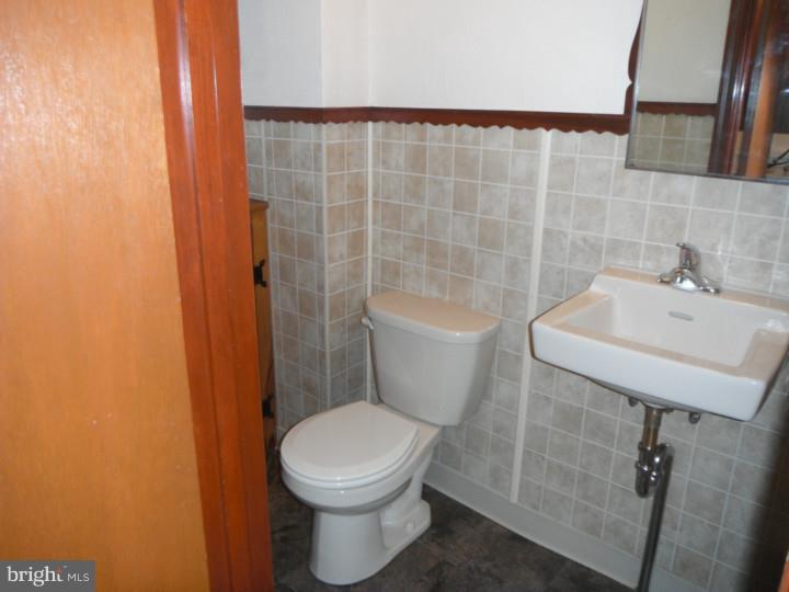 1838 Rowland Road Abington, PA 19001 - Photo 22 of 25 Half Bath