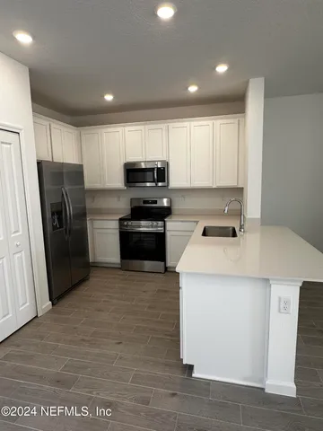 $1,850 | 6873 Gable Grv Avenue, Jacksonville, FL 32217