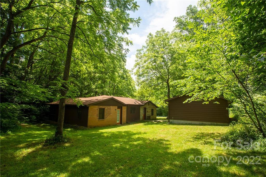 462 Governors View Road Asheville, NC 28805 - Photo 5 of 19 Gallery Image 5