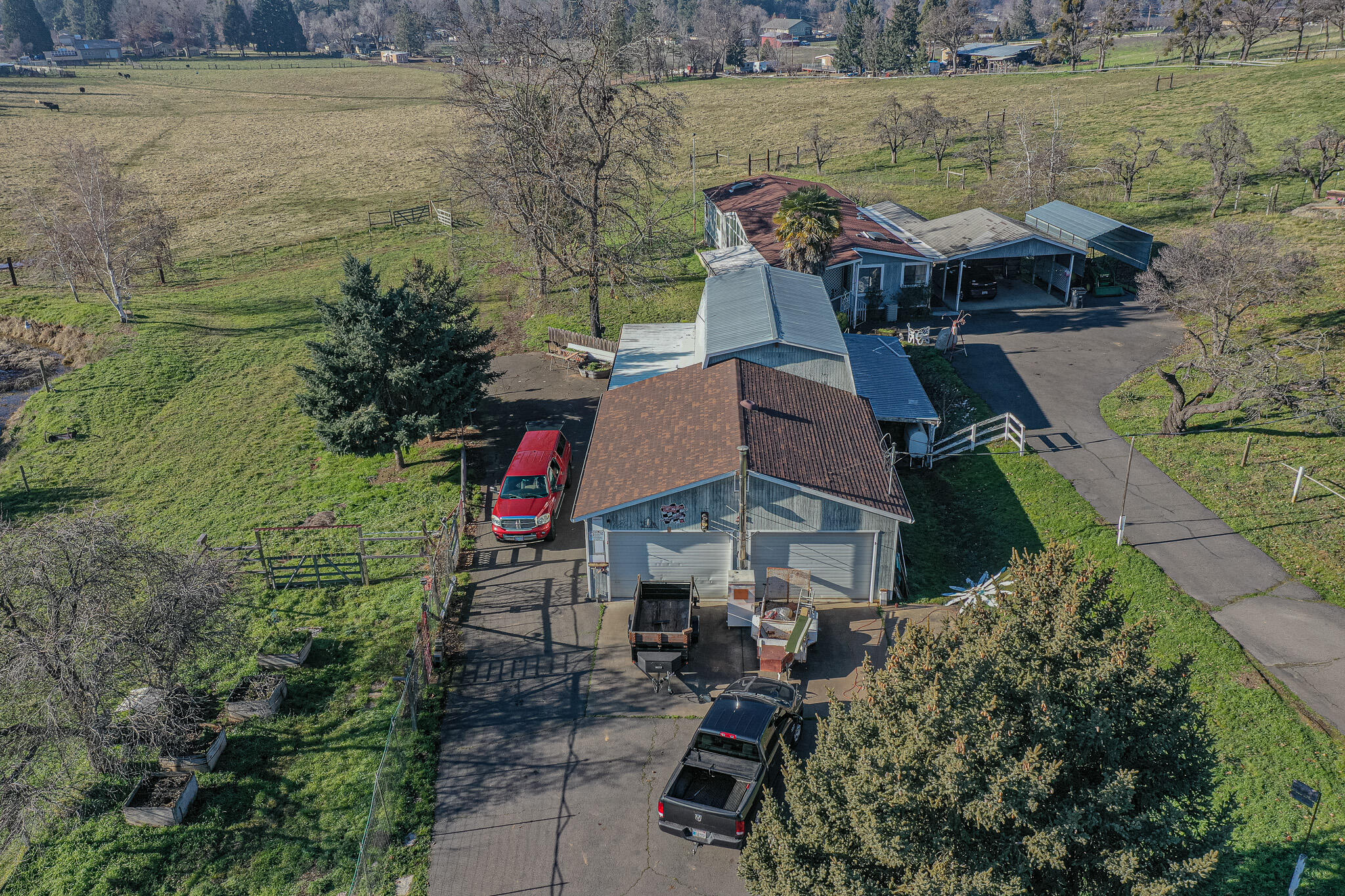 6676 Pioneer Road Medford, OR 97501 - Photo 26 of 27 DJI_0219