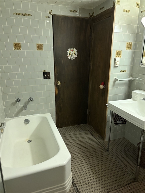 126 Main Street Warren, RI 02885 - Photo 14 of 23 Gallery Image 14