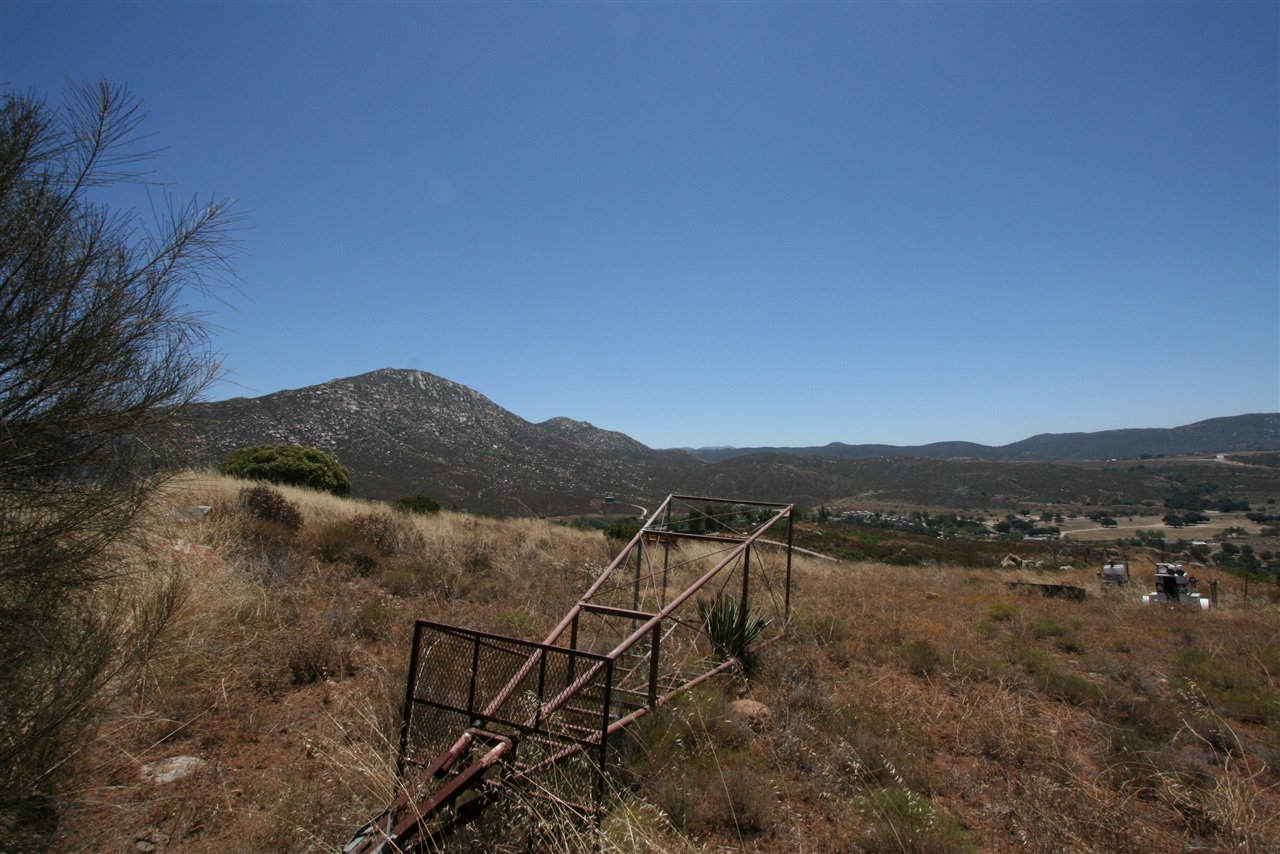 9567 Red Oak Road Alpine, CA 91901 - Photo 6 of 15