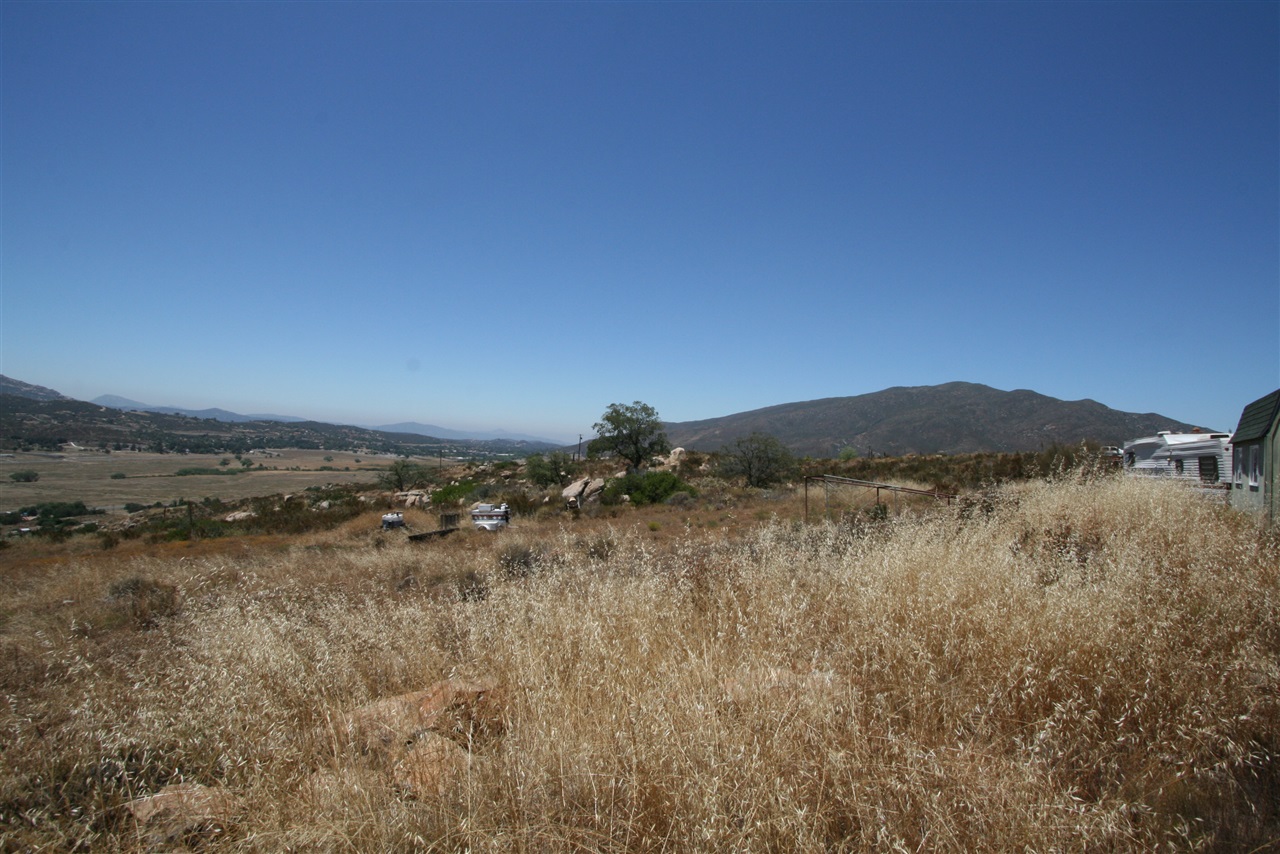 9567 Red Oak Road Alpine, CA 91901 - Photo 9 of 15