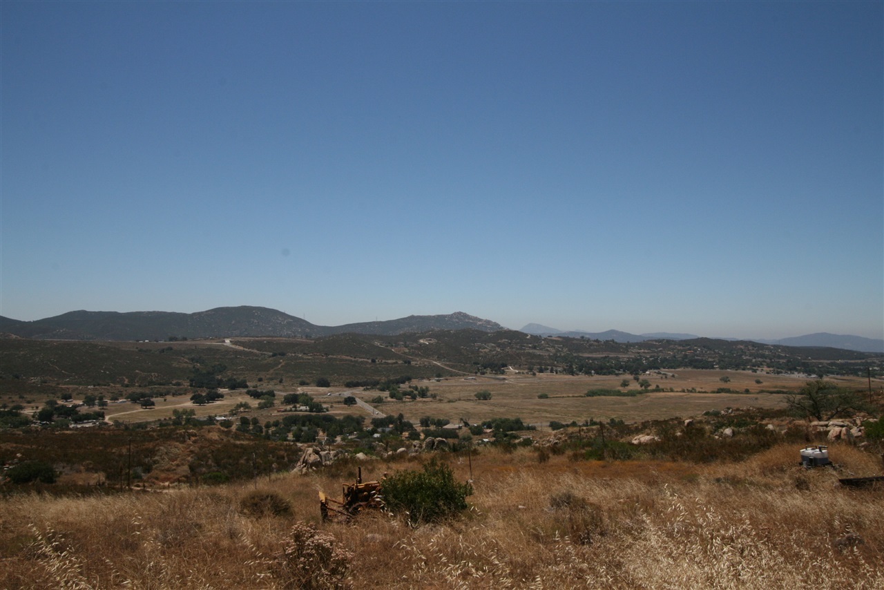 9567 Red Oak Road Alpine, CA 91901 - Photo 10 of 15