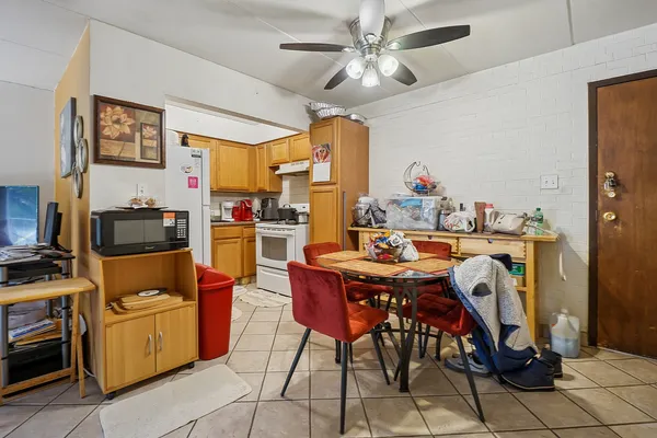 $129,900 | 7443 Washington Street, Unit 307, Forest Park, IL 60130