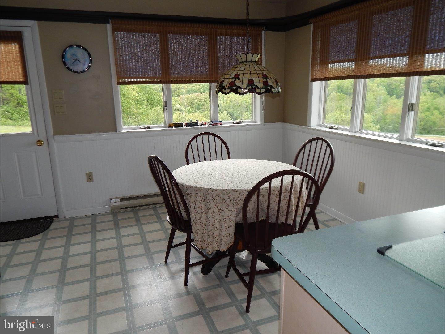 113 Conrad Road Fleetwood, PA 19522 - Photo 10 of 20 Gallery Image 10