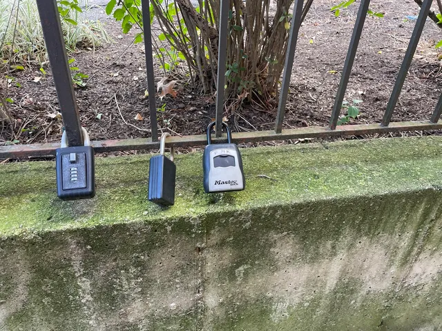 $260,000 | 1018 Castilian Court, Unit 205, Glenview, IL 60025