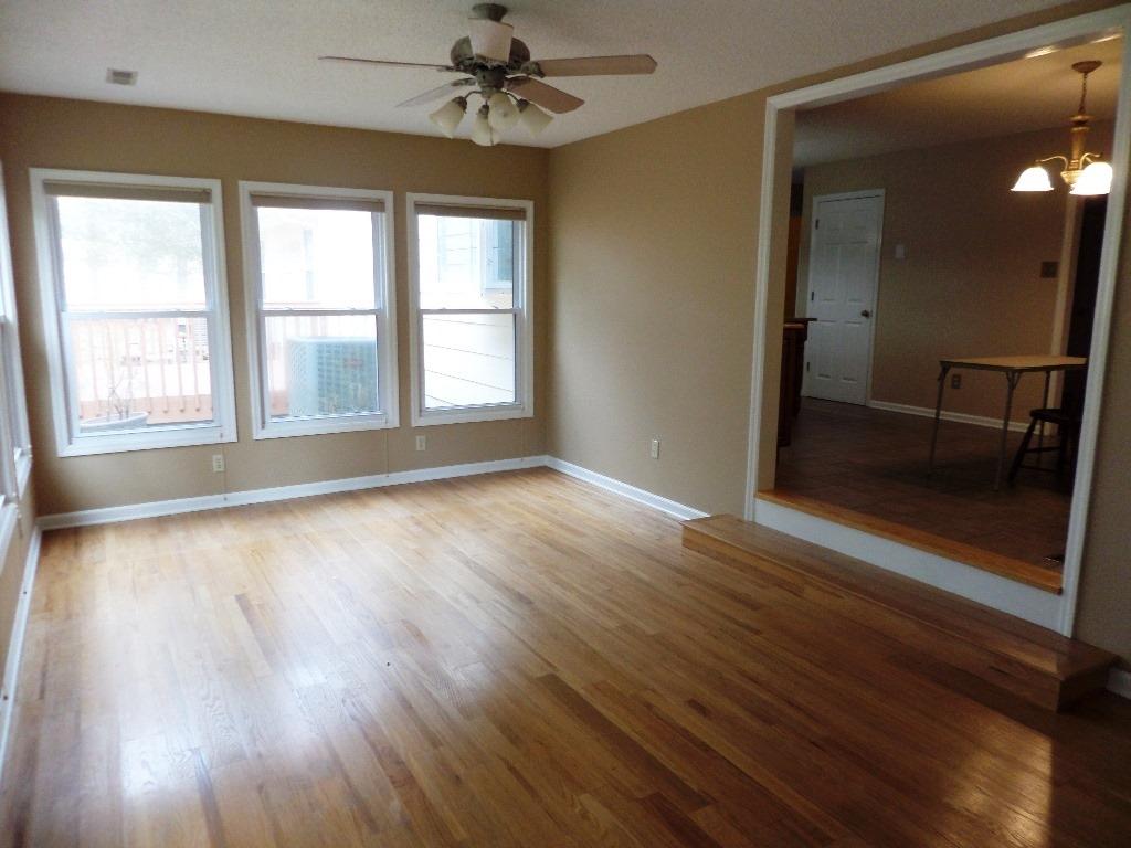 100 Naples Lane Oak Ridge, TN 37830 - Photo 15 of 40 sunroom2