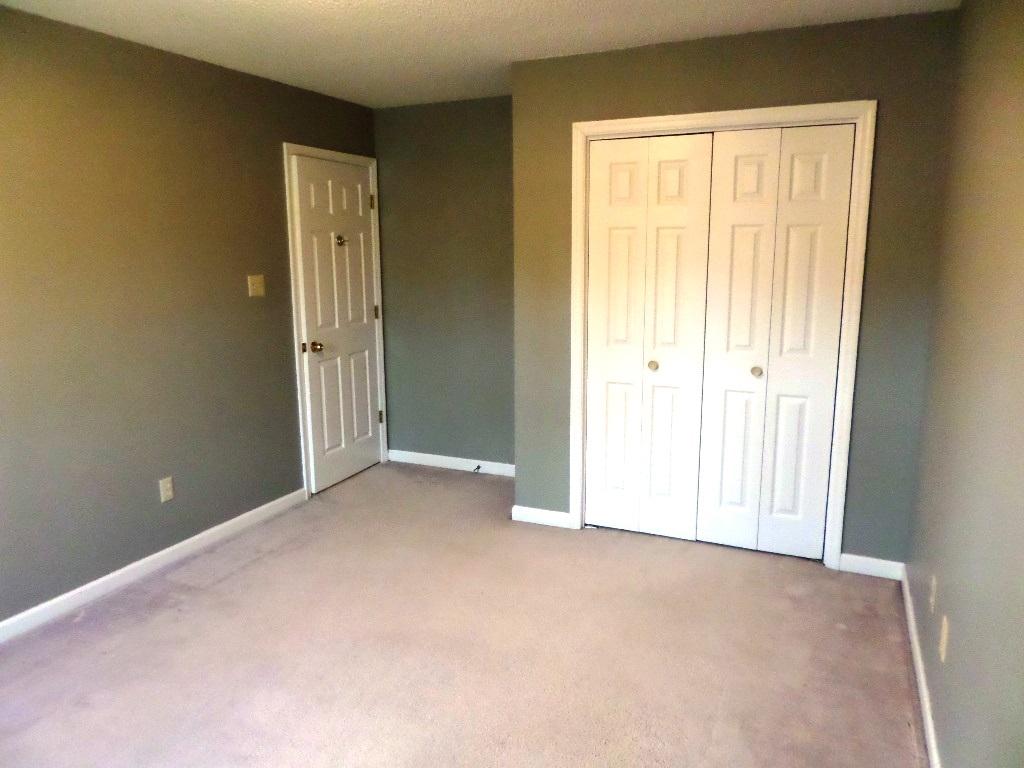 100 Naples Lane Oak Ridge, TN 37830 - Photo 38 of 40 Fifth Bedroom